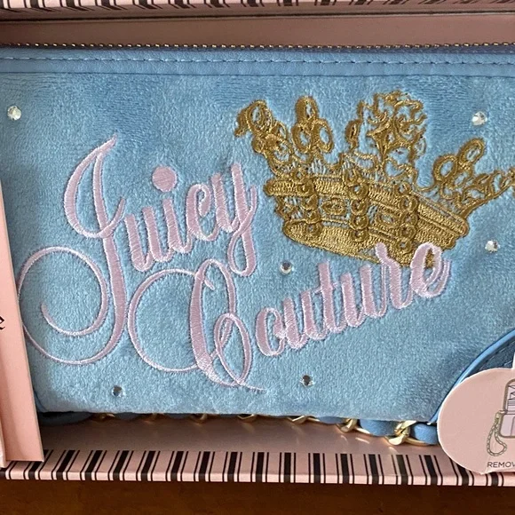 Juicy Couture Light Blue Wallet with Gold and Pink Embroidery - Picture 3 of 10